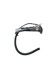 Volvo Tuyau d'échappement réservoir de carburant 140 1213863U Produit utilisé