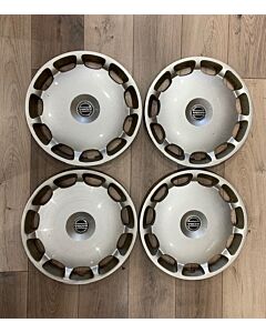 "Ensemble Élégant de Couvercles de Roue Volvo 16 Pouces, Modèle Polyvalent"