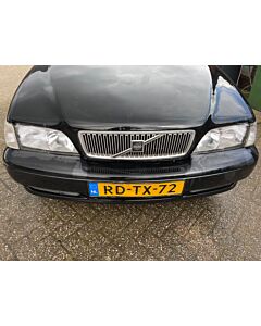 "Voorbumper Élégant Noir Volvo V70 - Style et Protection Supérieure"