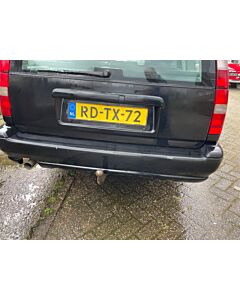 Nom du produit: "Attelage Volvo V70 850 Noir - Confort et Sécurité"

Description: "Attelage robuste, élégant noir, pour Volvo V70 850. Installation facile, conduite sûre."